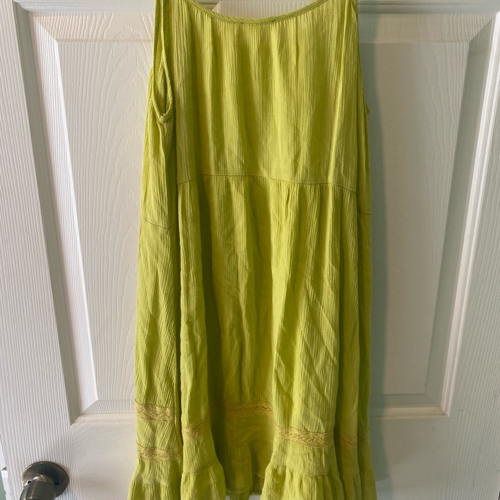 Blu Pepper Vibrant Green Top - Picture 4 of 4